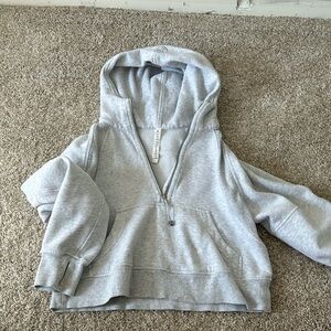 Lululemon cropped scuba